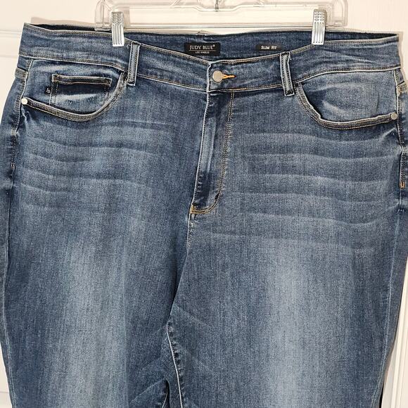 Judy Blue Denim - Judy Blue Slim Fit 24W Plus-Size Denim Jeans